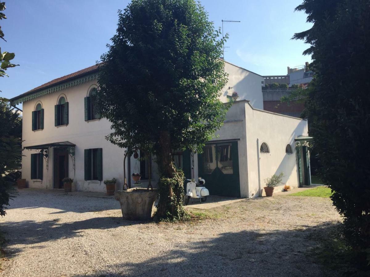 Casa Lunia Guesthouse Mestre Eksteriør billede